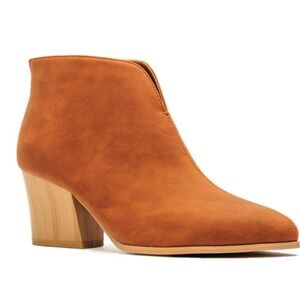 BRAND NEW QUPID POINTED TOE ANKLE BOOTIE